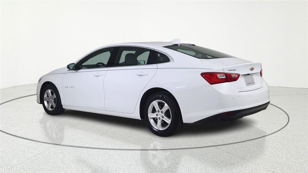 Used 2024 Chevrolet Malibu 1LT Sedan