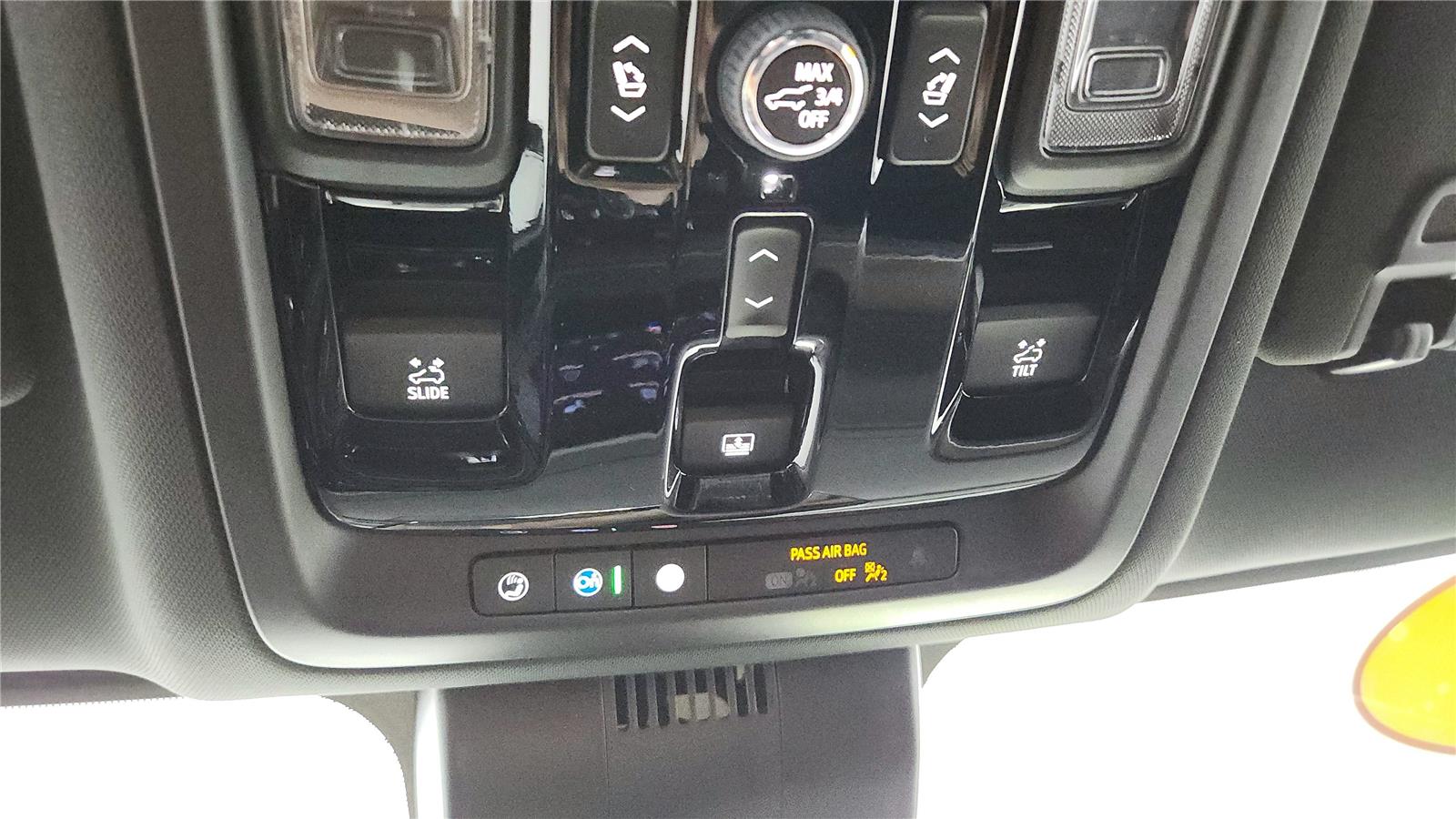 2026 Chevrolet Suburban High Country - Photo 37