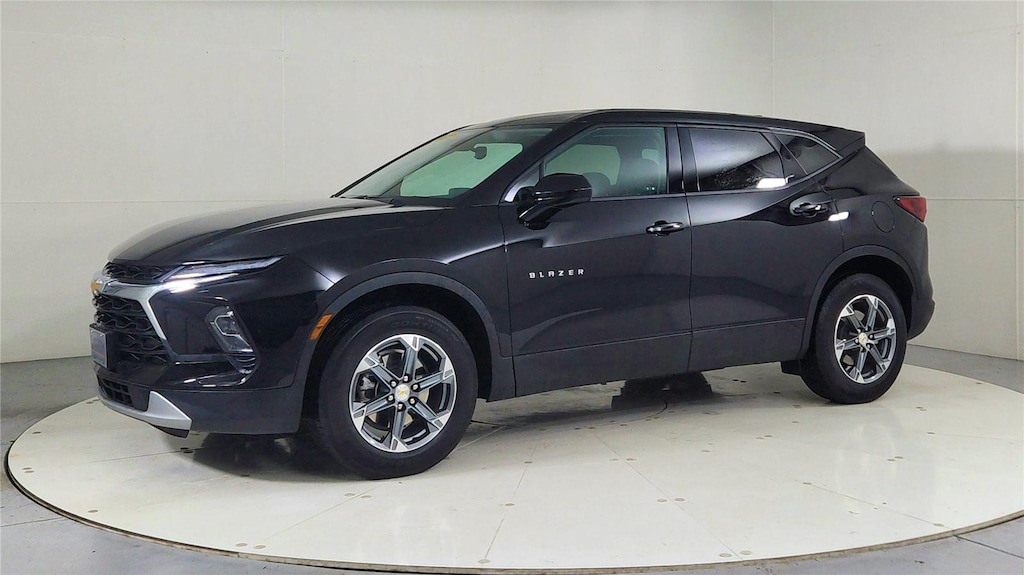 Used 2025 Chevrolet Blazer 2LT SUV