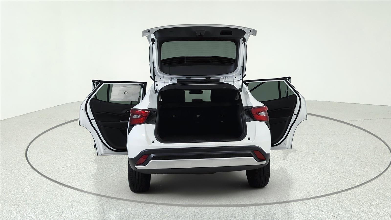 2026 Chevrolet Trax LT - Photo 7