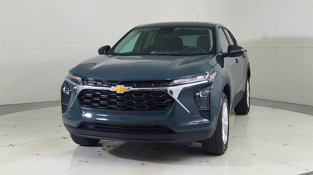 New 2026 Chevrolet Trax LS SUV