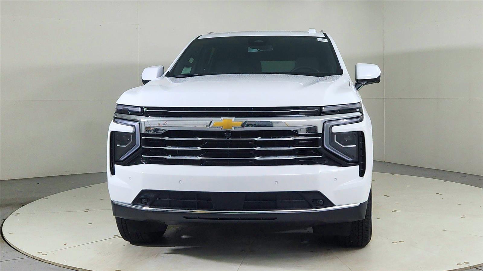 2026 Chevrolet Tahoe LT photo 2