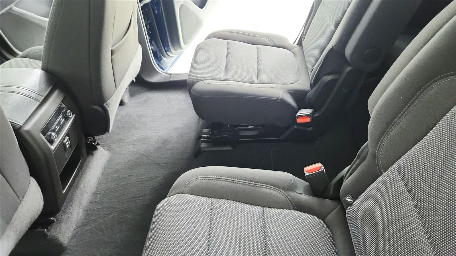 2023 Chevrolet Traverse 1LT - Photo 15