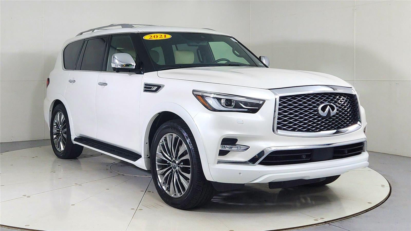 2021 INFINITI QX80 Sensory 4WD's photo