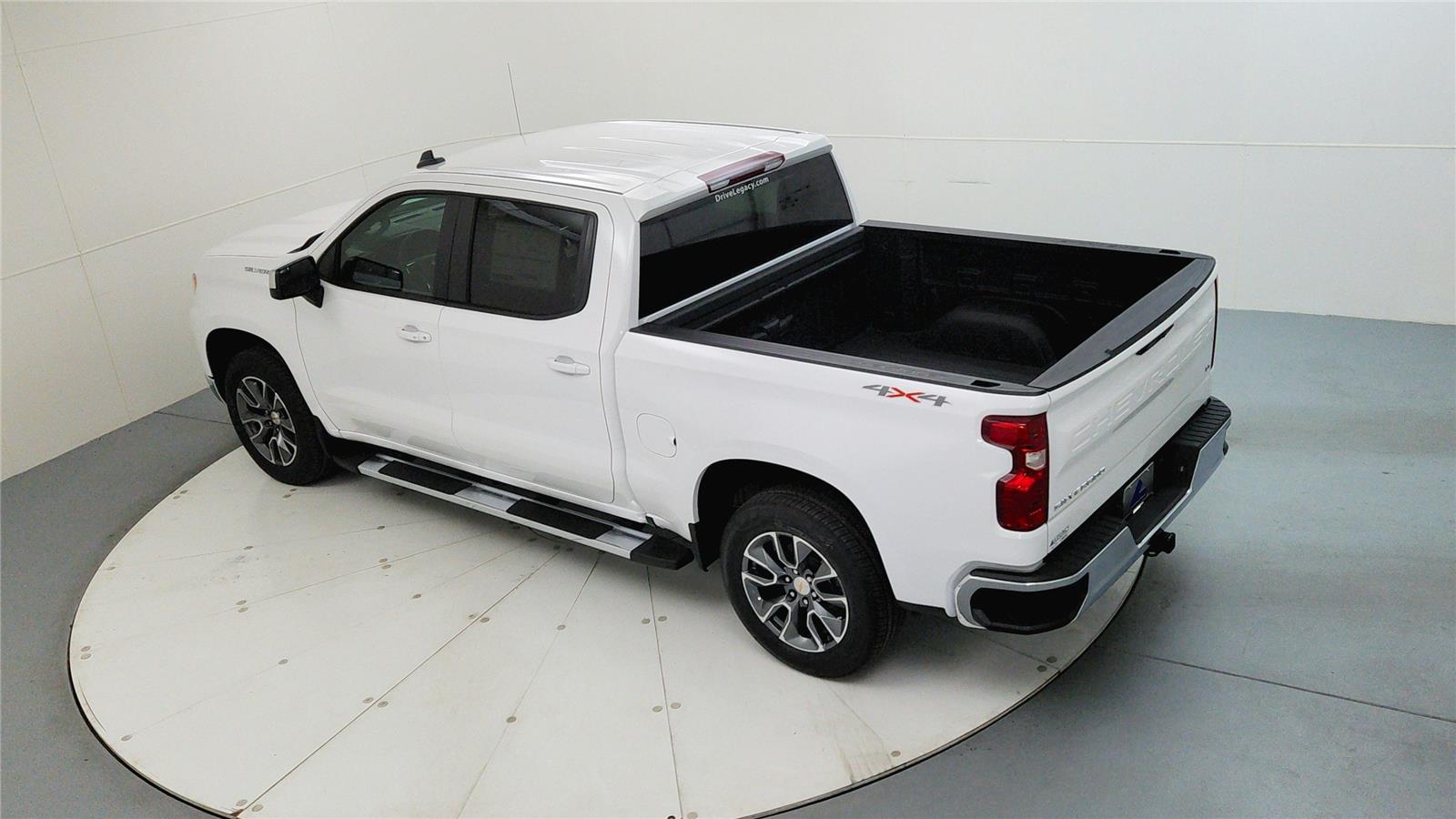 2026 Chevrolet Silverado 1500 LT - Photo 14
