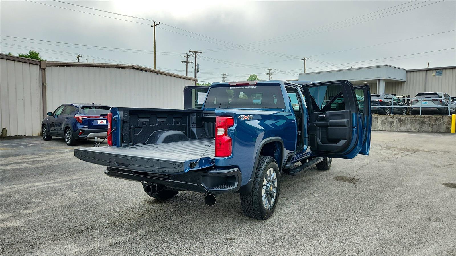 2026 Chevrolet Silverado 2500 HD Custom - Photo 6