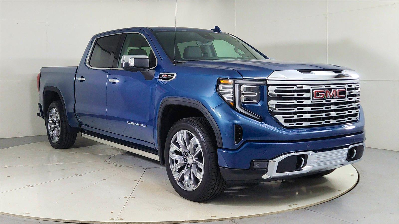 2026 GMC Sierra 1500 Denali's photo