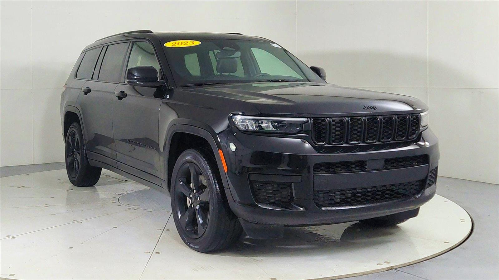 2023 Jeep Grand Cherokee L Altitude's photo