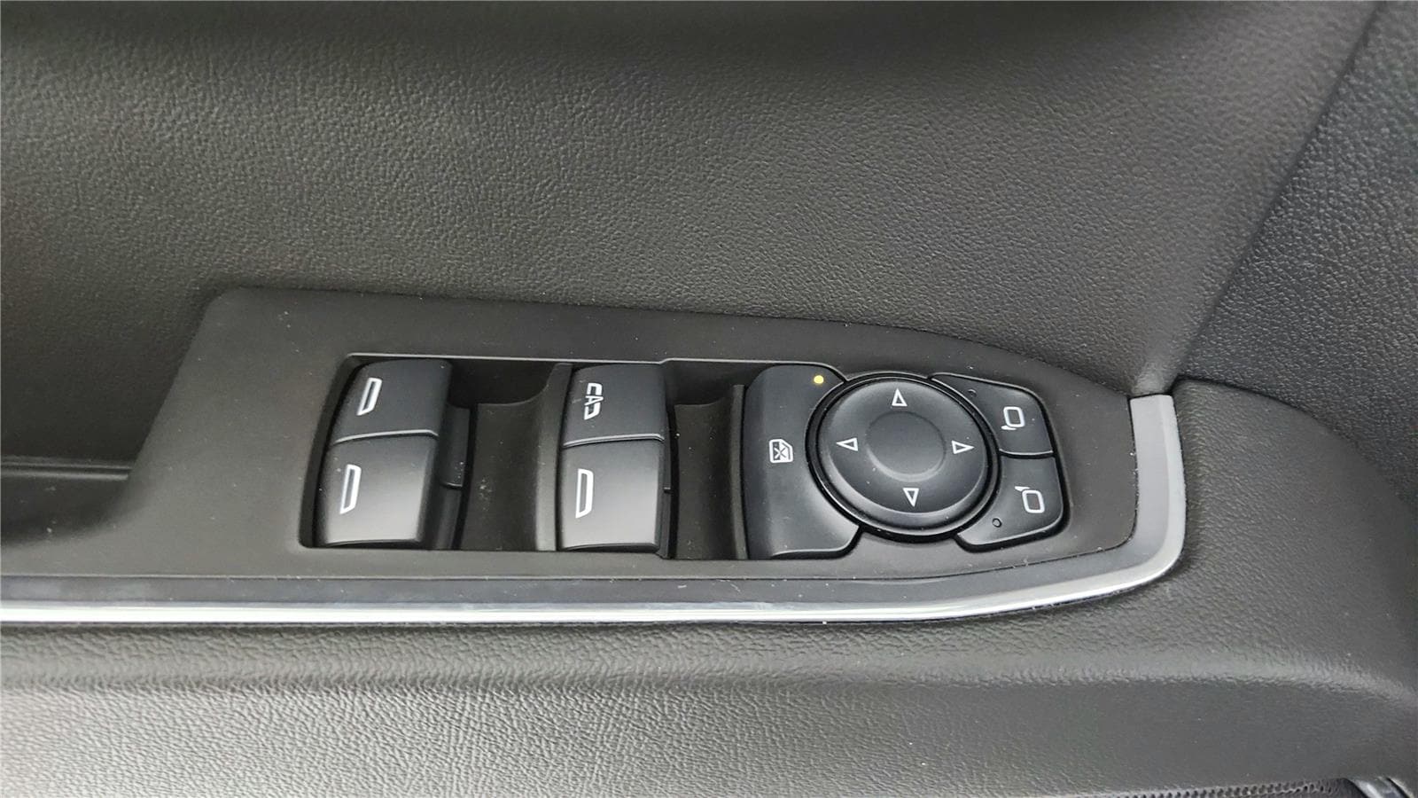 2025 Chevrolet Silverado 1500 RST - Photo 11