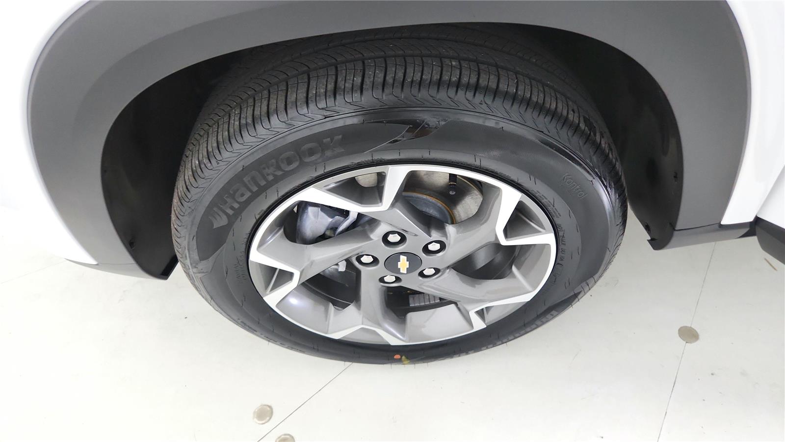 2026 Chevrolet Trax LT - Photo 28
