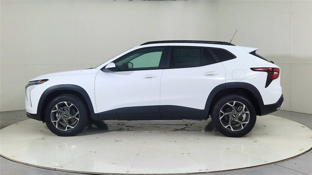 New 2026 Chevrolet Trax LT SUV