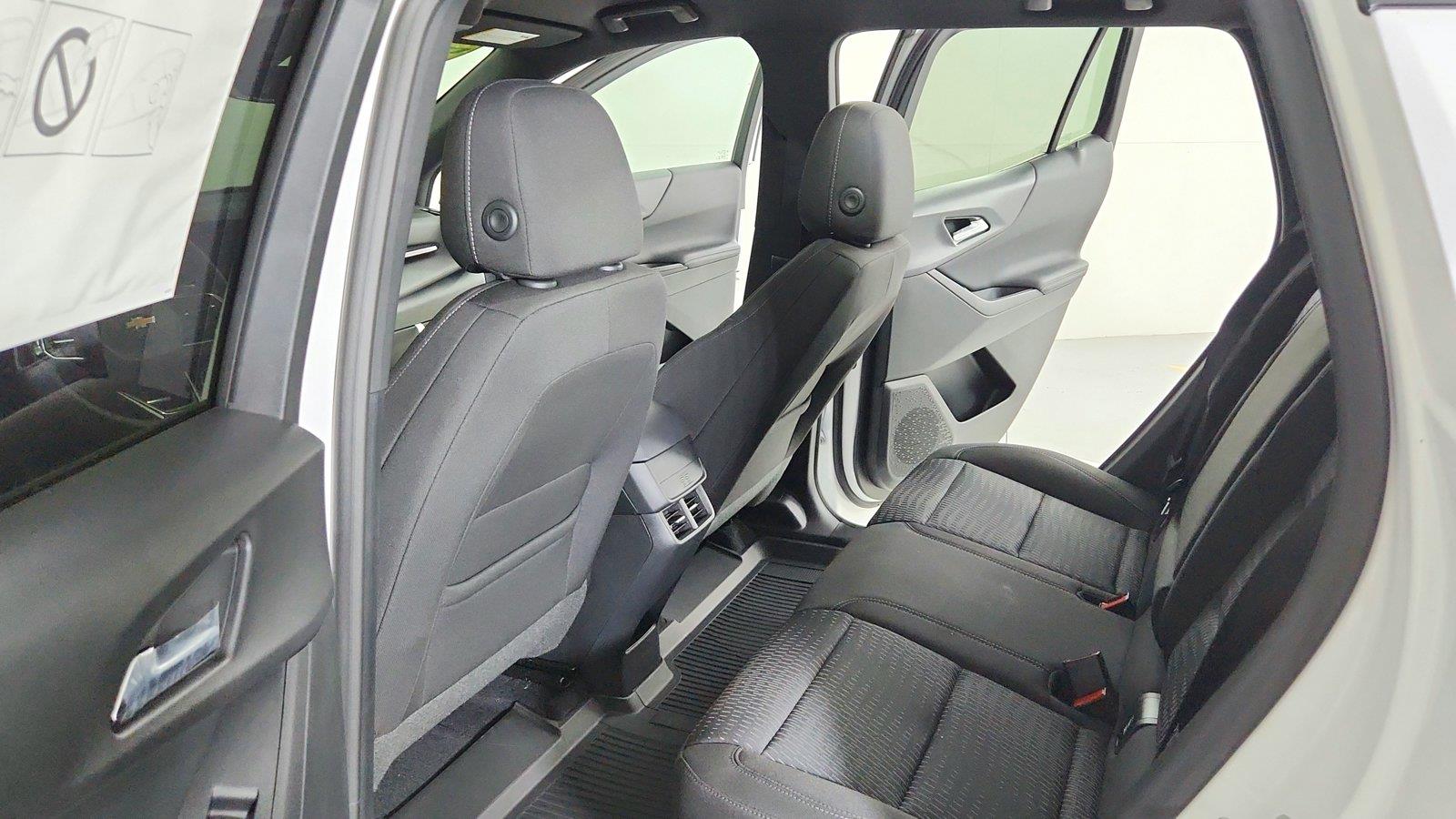 2027 Chevrolet Equinox LT - Photo 23
