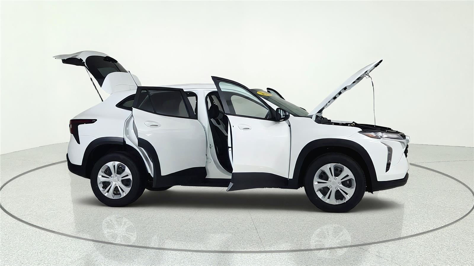 2026 Chevrolet Trax LS - Photo 15