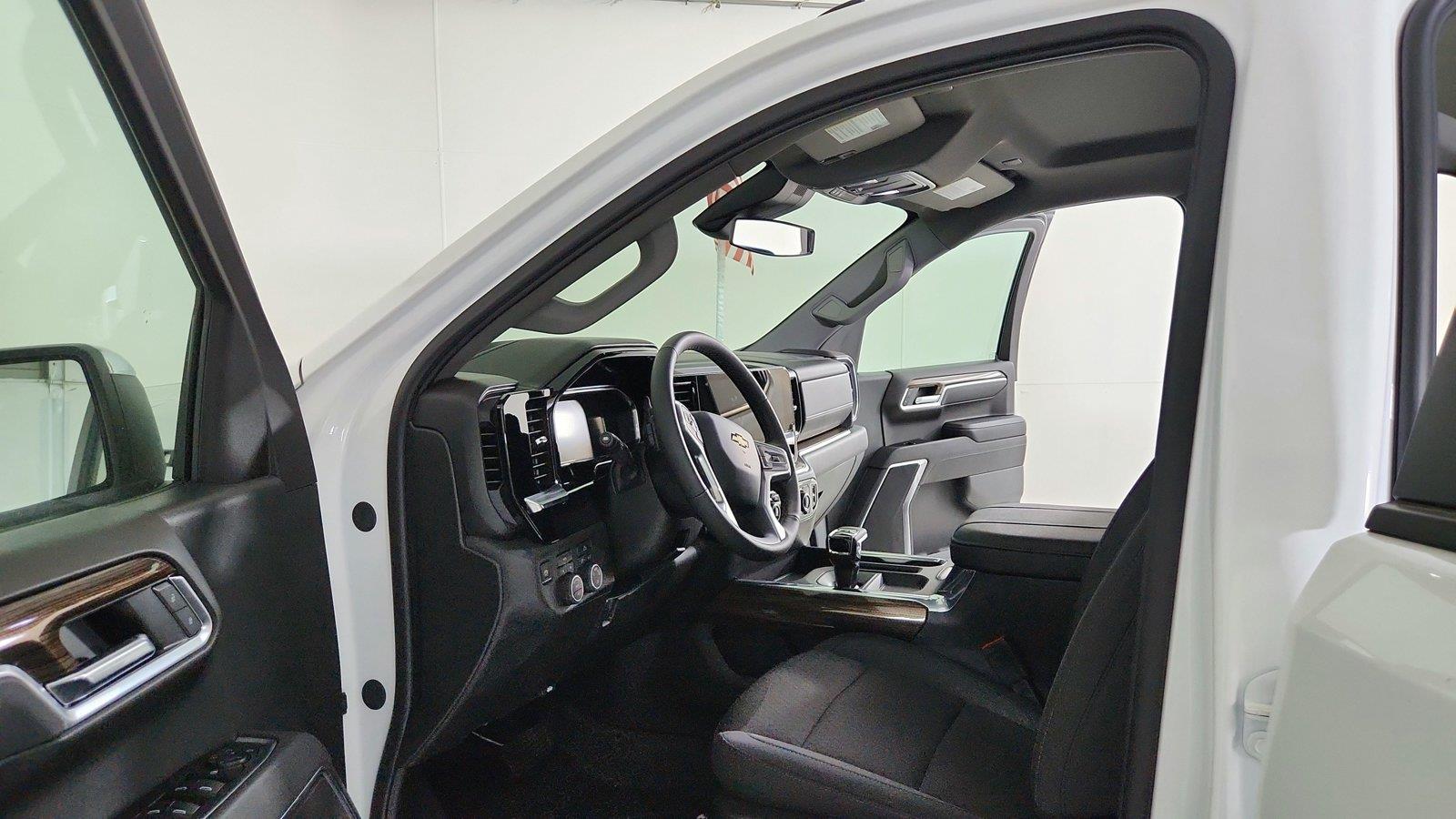 2026 Chevrolet Silverado 1500 LT - Photo 16