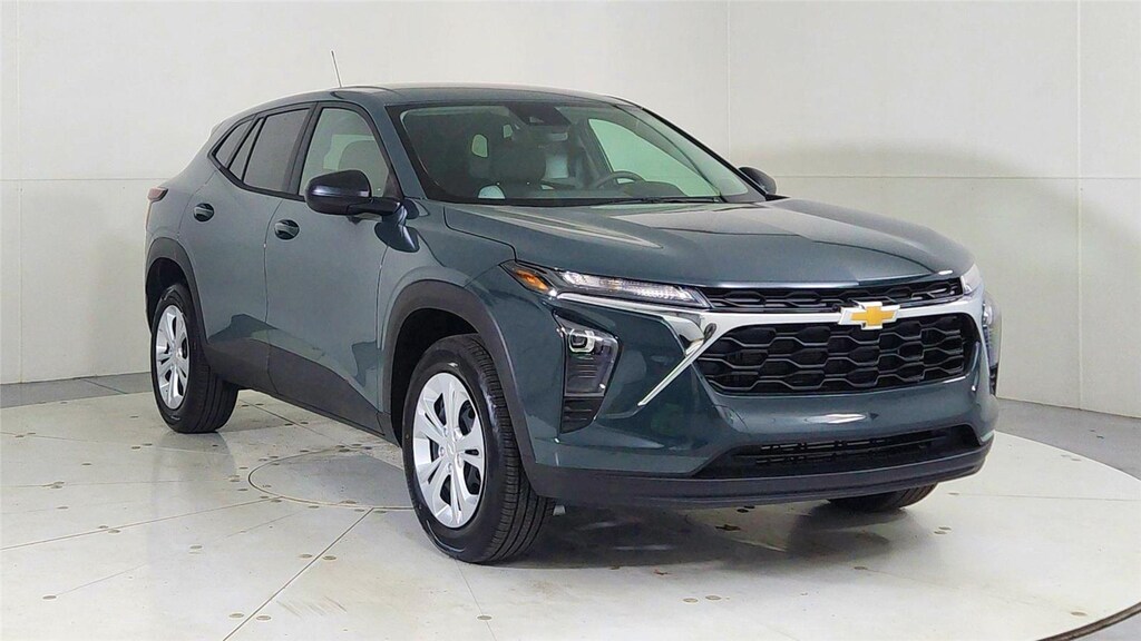 New 2026 Chevrolet Trax LS SUV