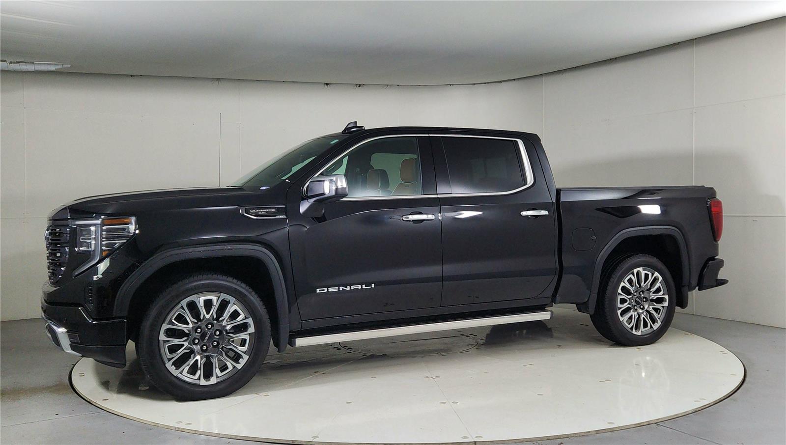 2023 Gmc Sierra Denali Ultimate photo 3