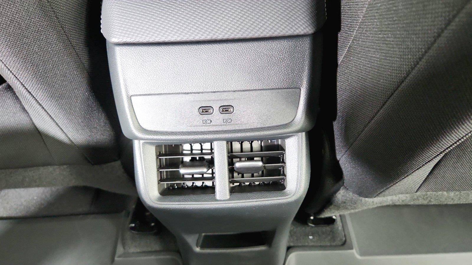 2027 Chevrolet Equinox LT - Photo 21