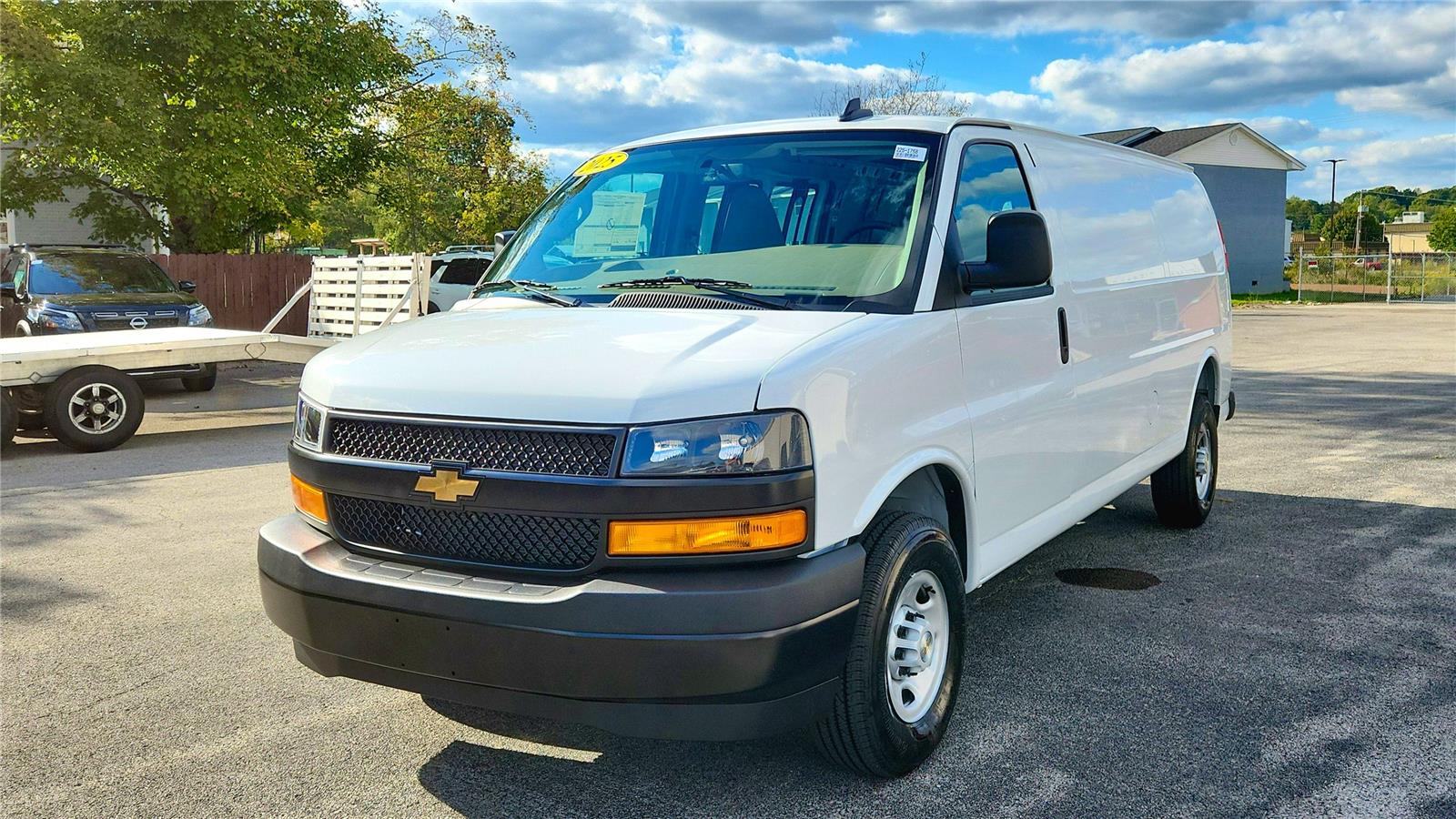 2025 Chevrolet Express Cargo 3500 Van photo 3