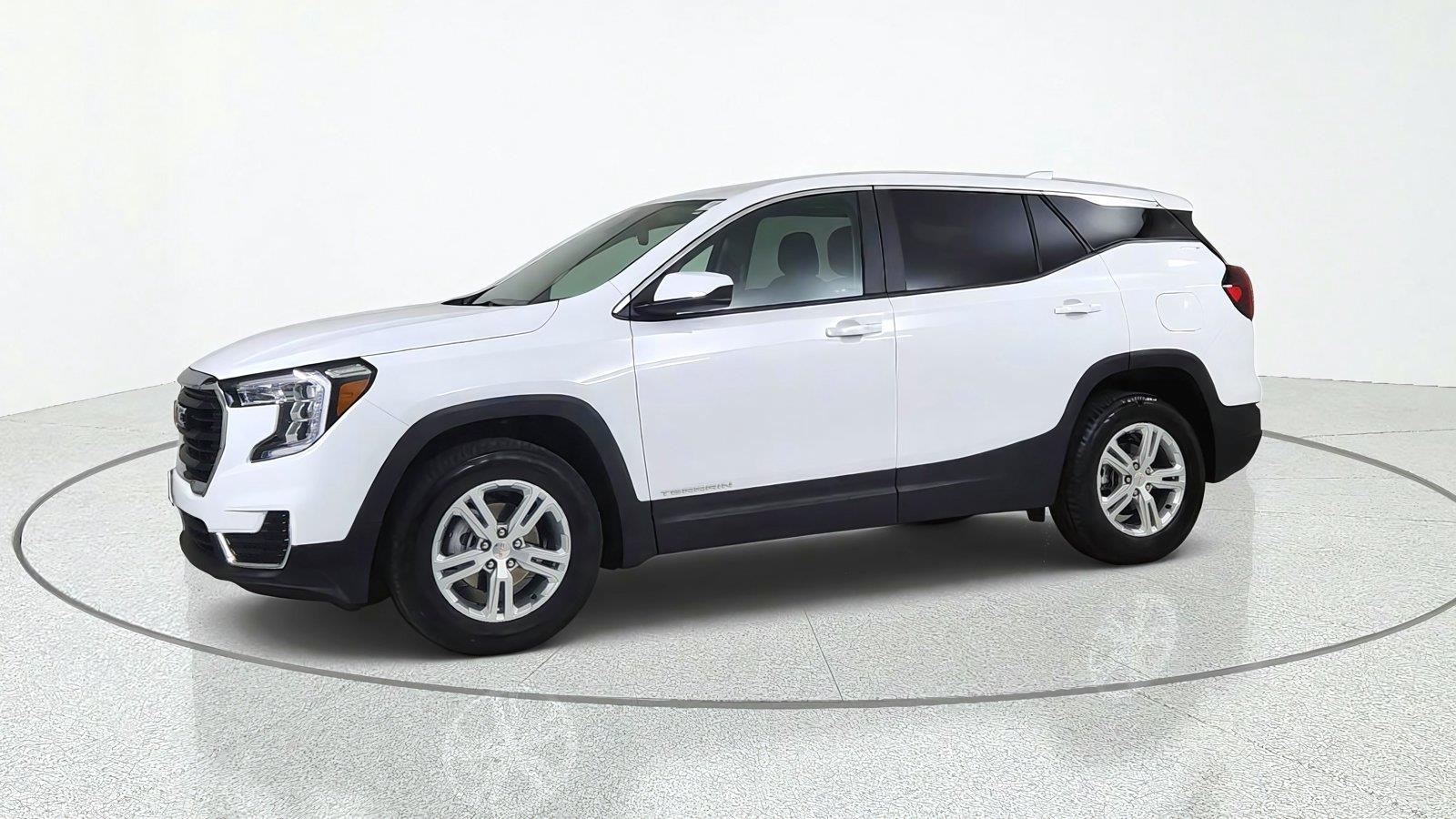 Used 2024 GMC Terrain SLE SUV