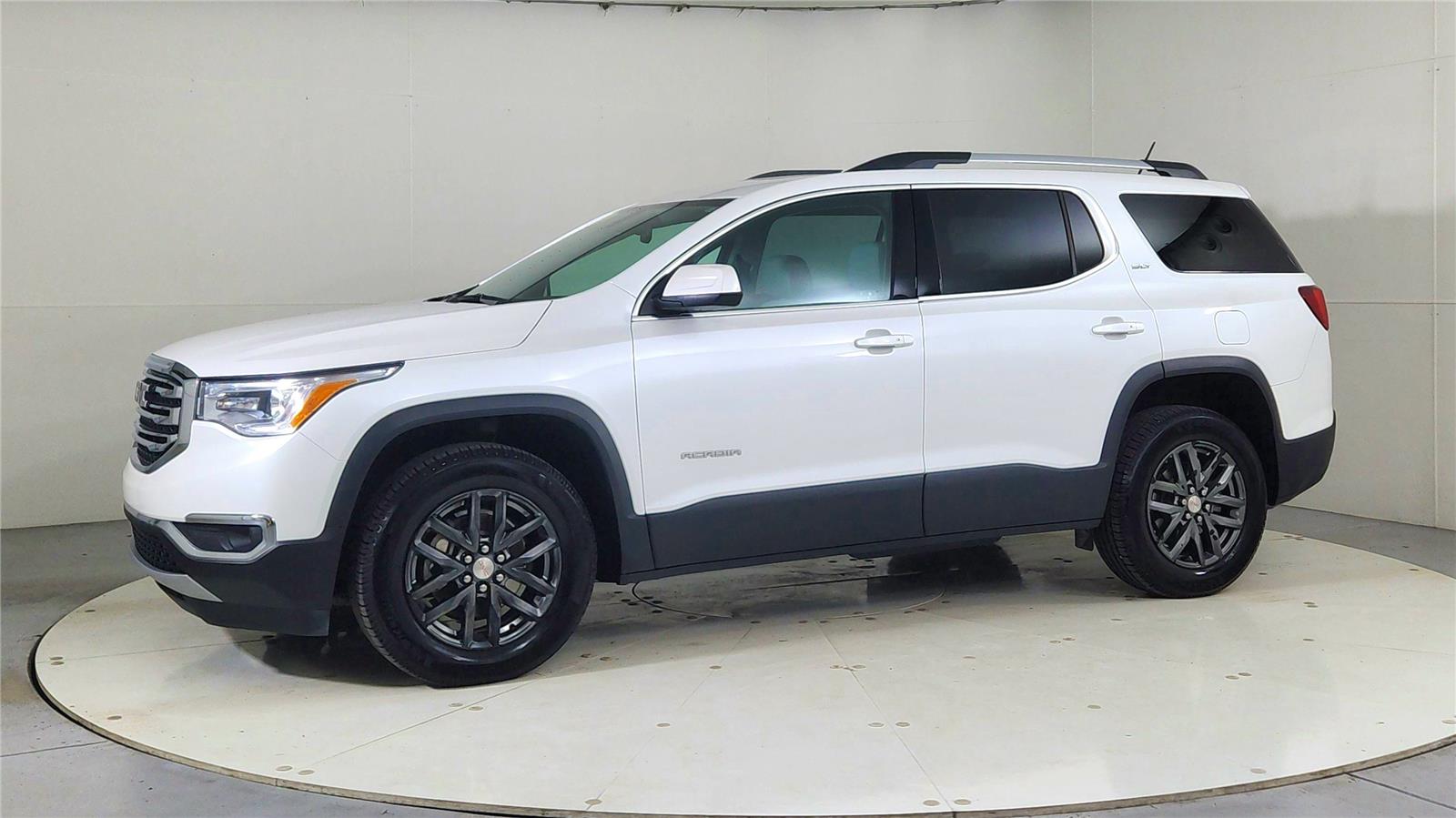 2019 Gmc Acadia SLT photo 2