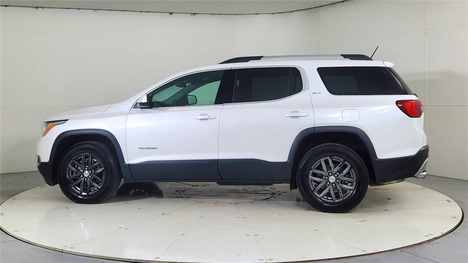 2019 Gmc Acadia SLT photo 3