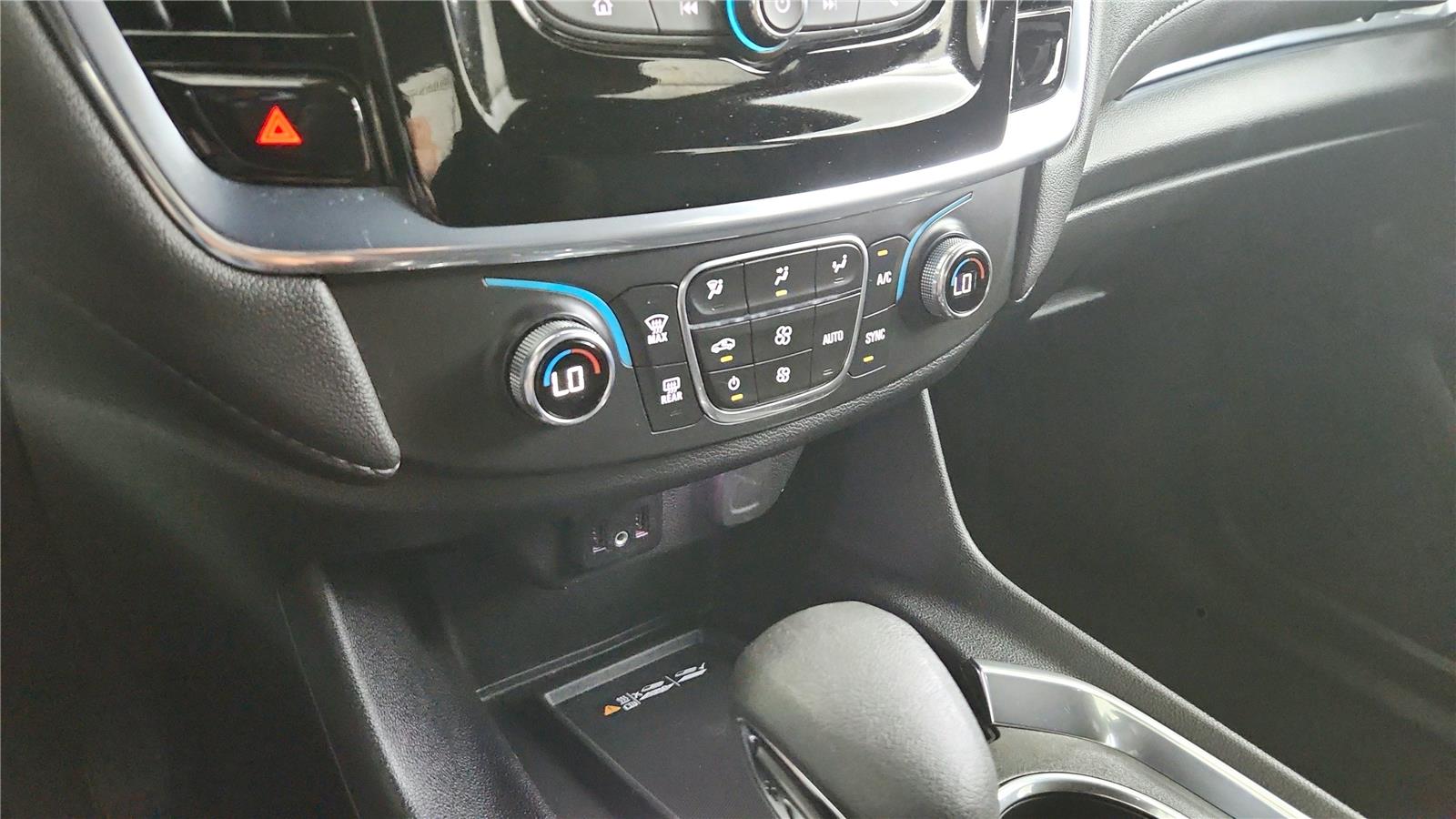 2023 Chevrolet Traverse 1LT - Photo 26
