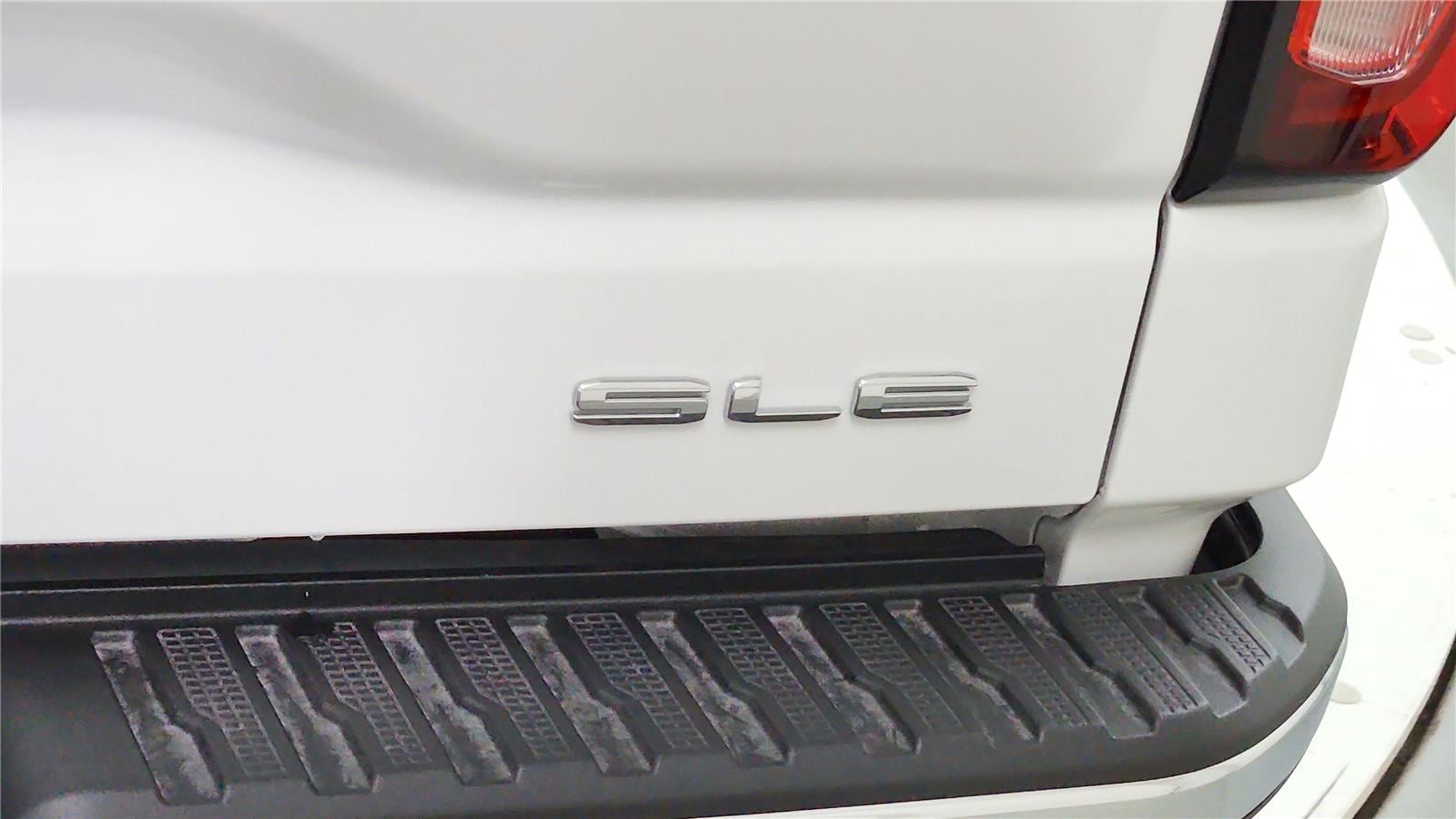 2026 GMC Sierra 1500 SLE - Photo 32