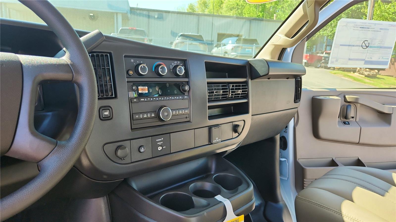 2026 GMC Savana Cargo Work Van - Photo 16