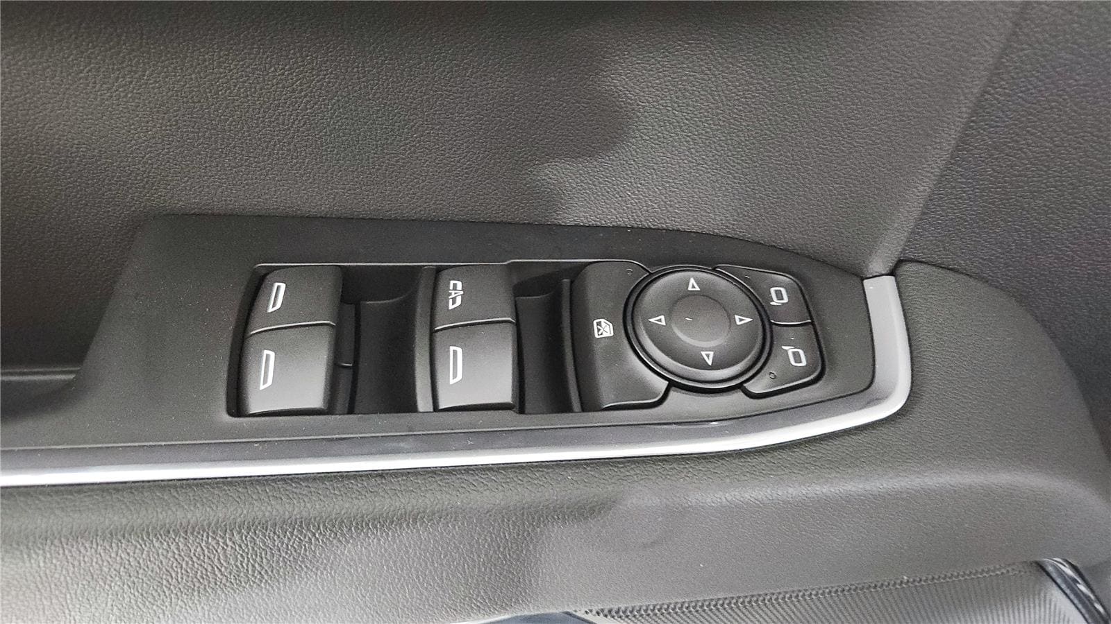 2026 GMC Sierra 1500 SLE - Photo 11