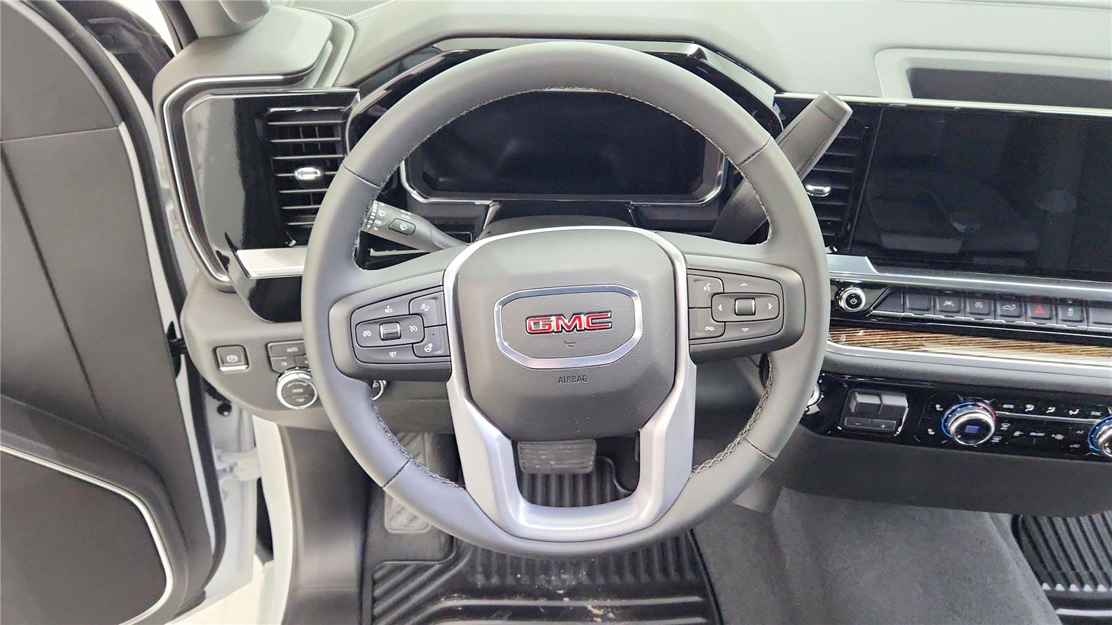 2026 GMC Sierra 1500 SLE - Photo 28