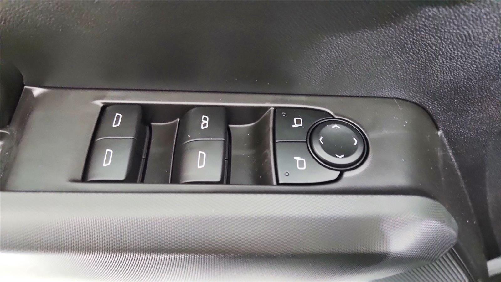 2026 GMC Canyon Elevation - Photo 16