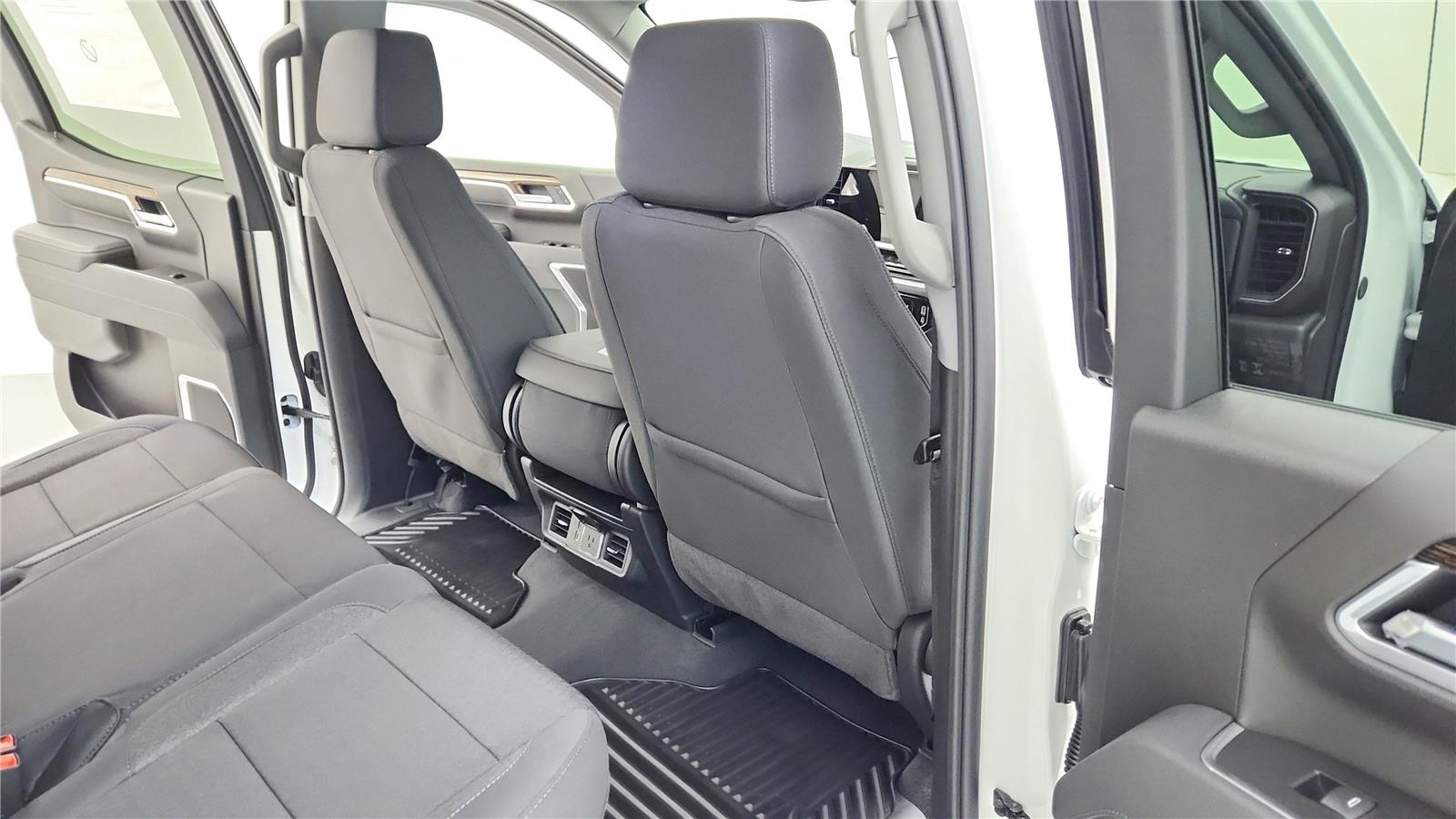 2026 GMC Sierra 1500 SLE - Photo 33