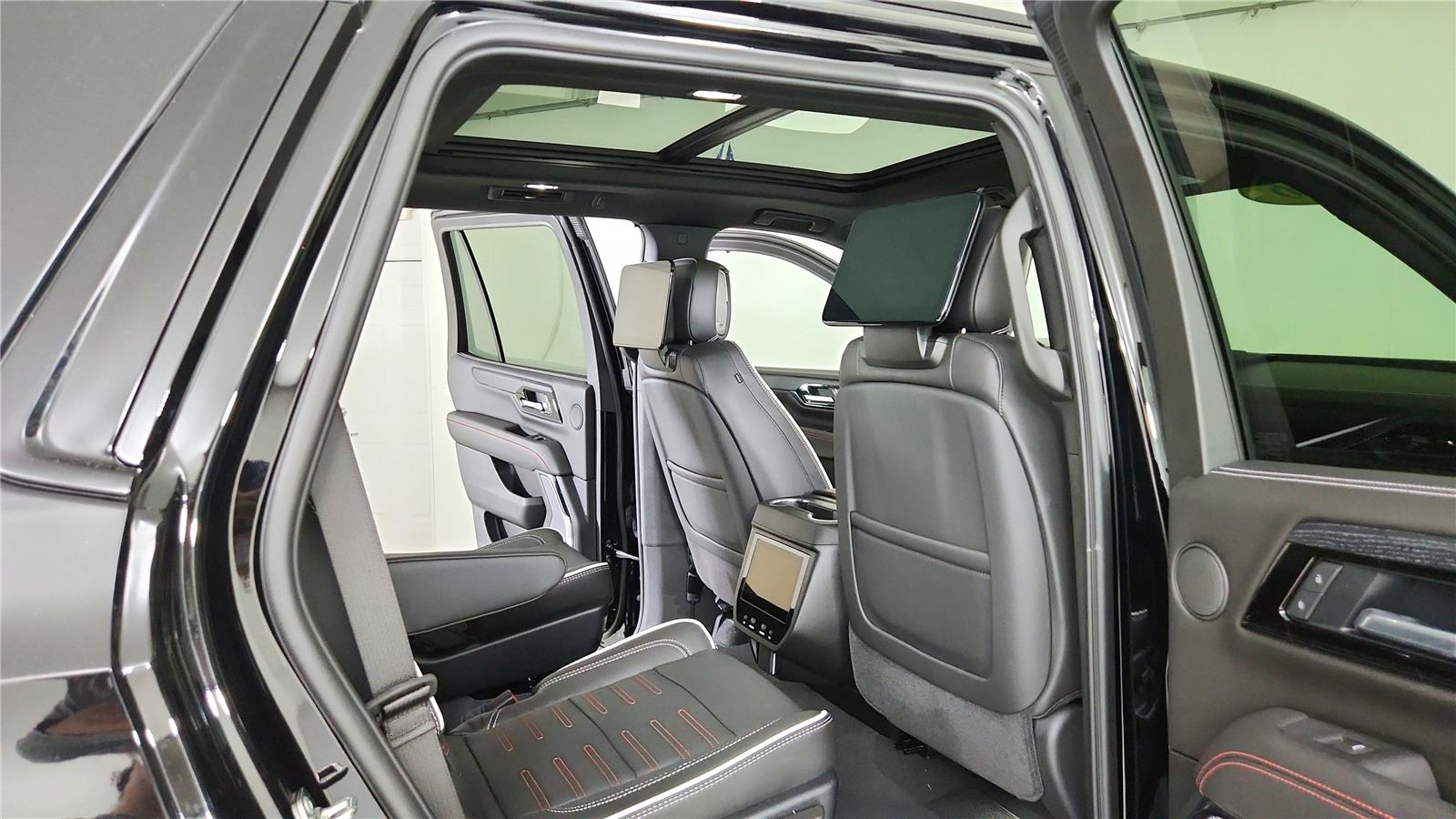 2026 GMC Yukon AT4 Ultimate - Photo 27