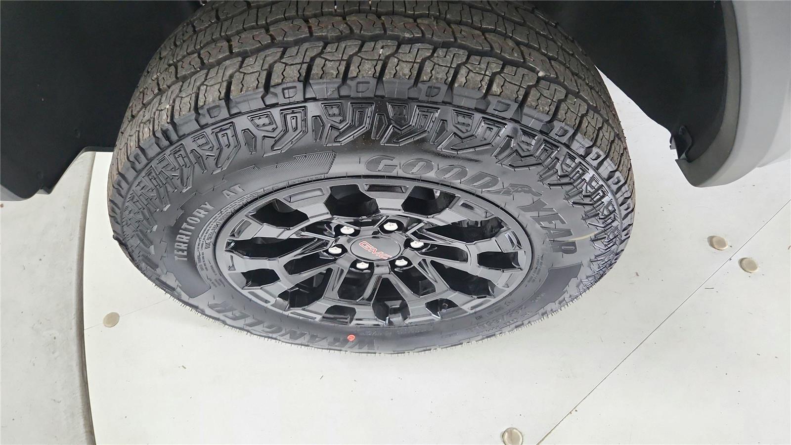 2026 GMC Canyon Elevation - Photo 32