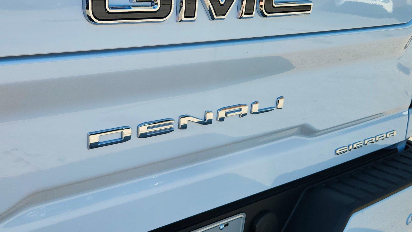 2026 GMC Sierra 2500HD Denali Ultimate - Photo 22
