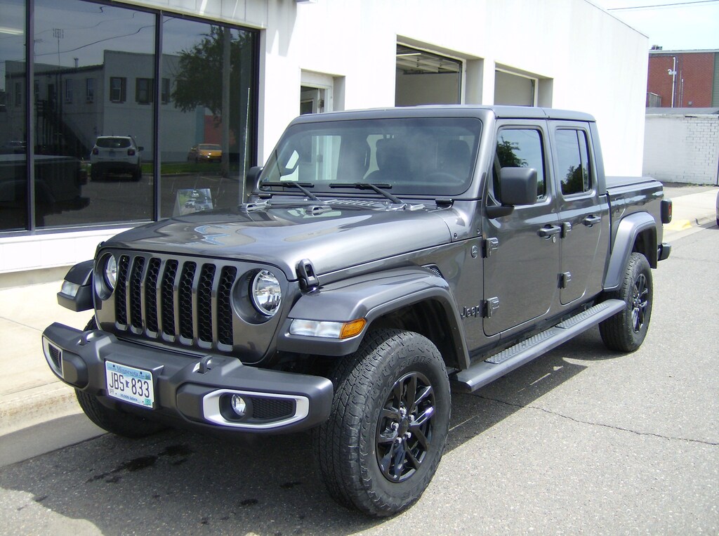 Used 2022 Jeep Gladiator Sport Truck Crew Cab