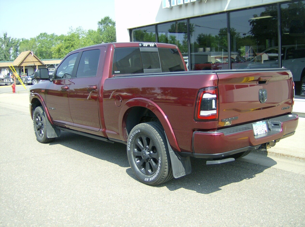 2020 Ram 3500 Laramie photo 4