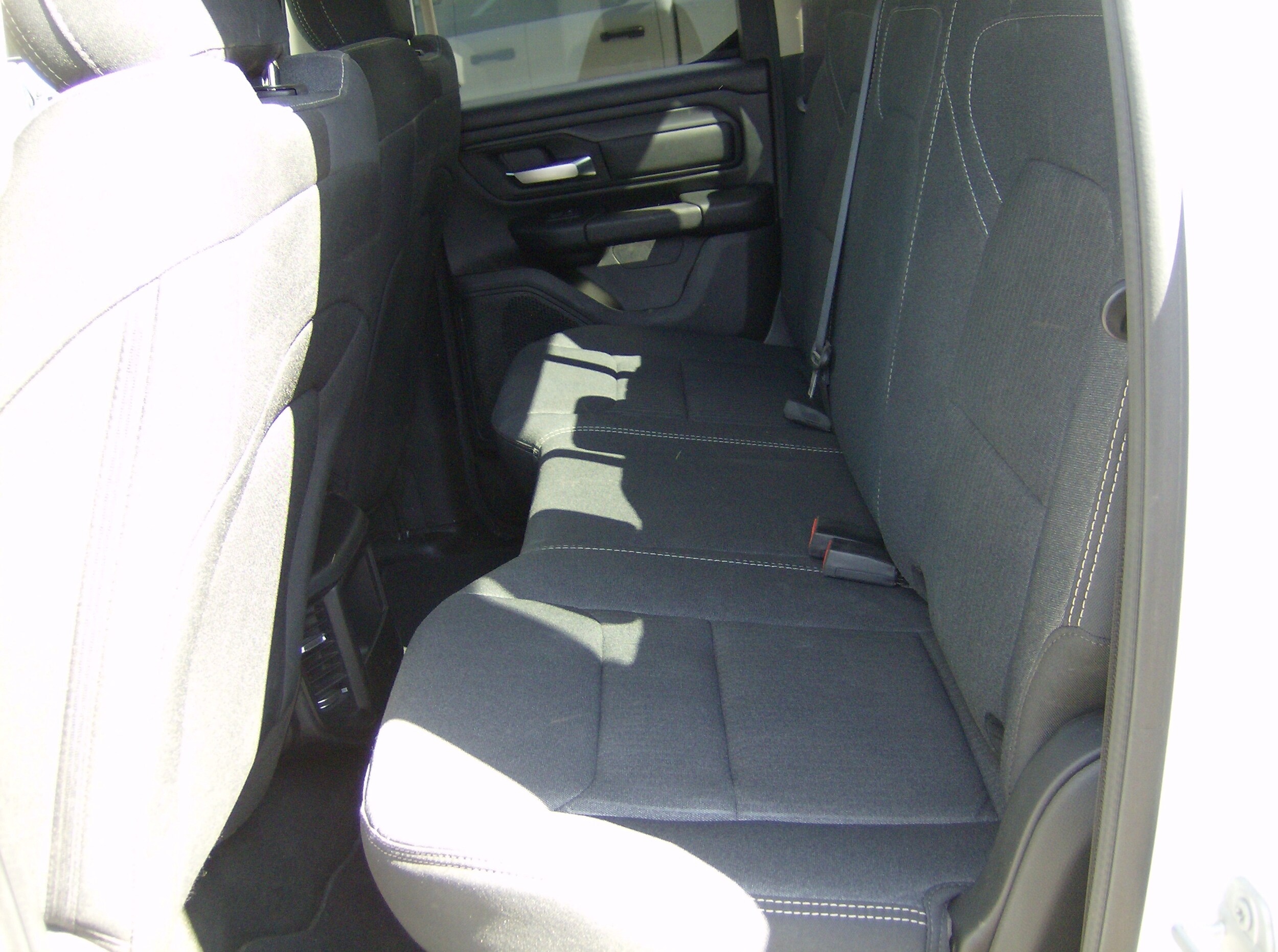 2020 Ram 1500 Tradesman photo 2