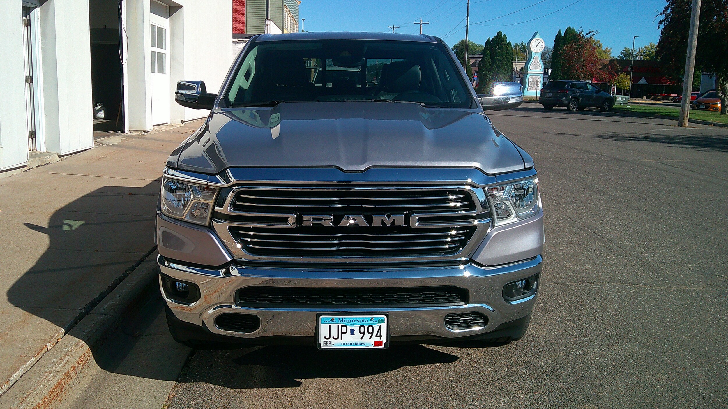 2022 Ram 1500 Laramie photo 3