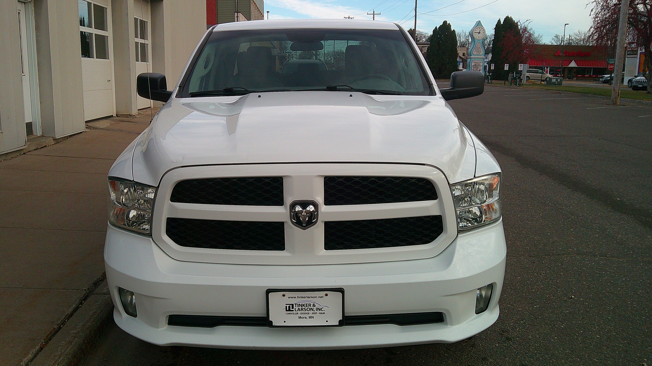 2019 Ram 1500 Classic Express photo 3