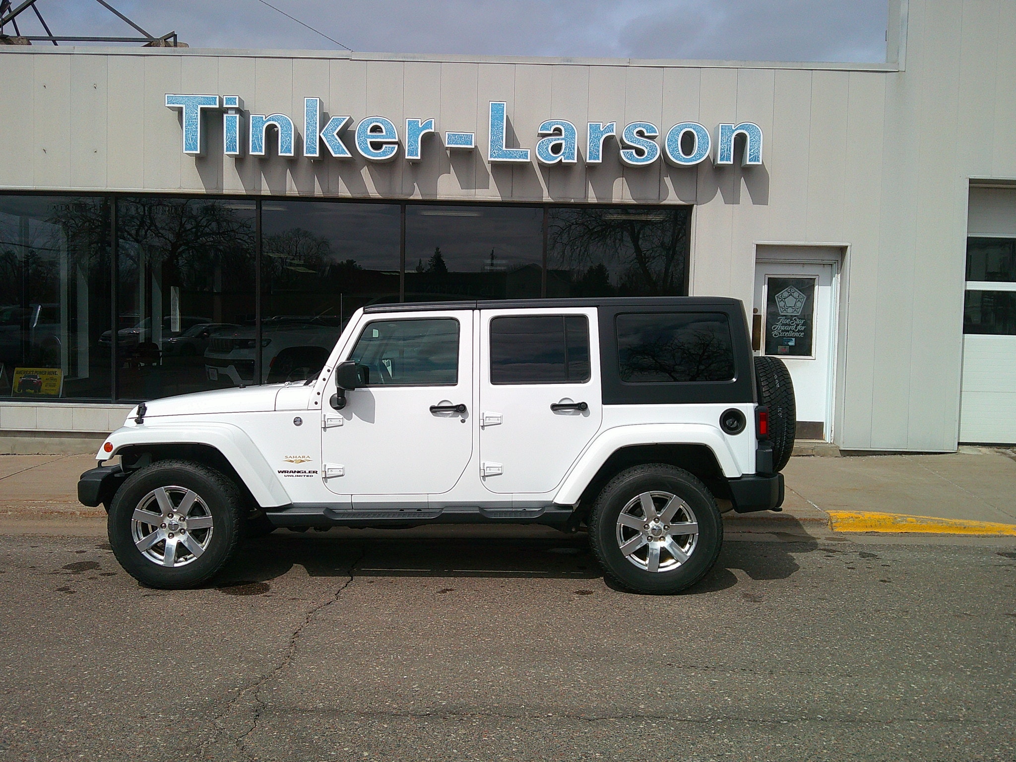 2015 Jeep Wrangler Sahara's photo