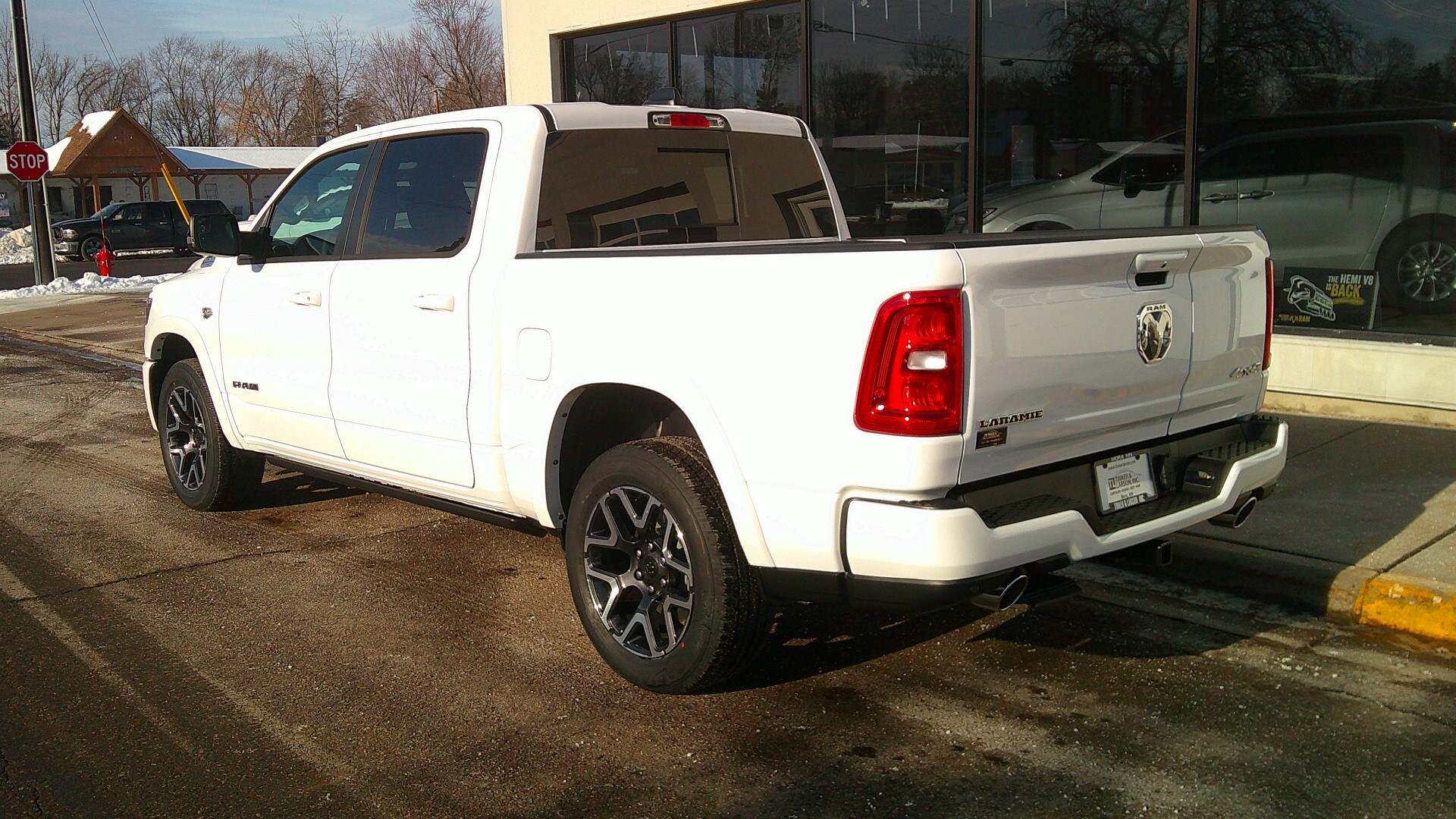 2026 RAM 1500 Laramie - Photo 6