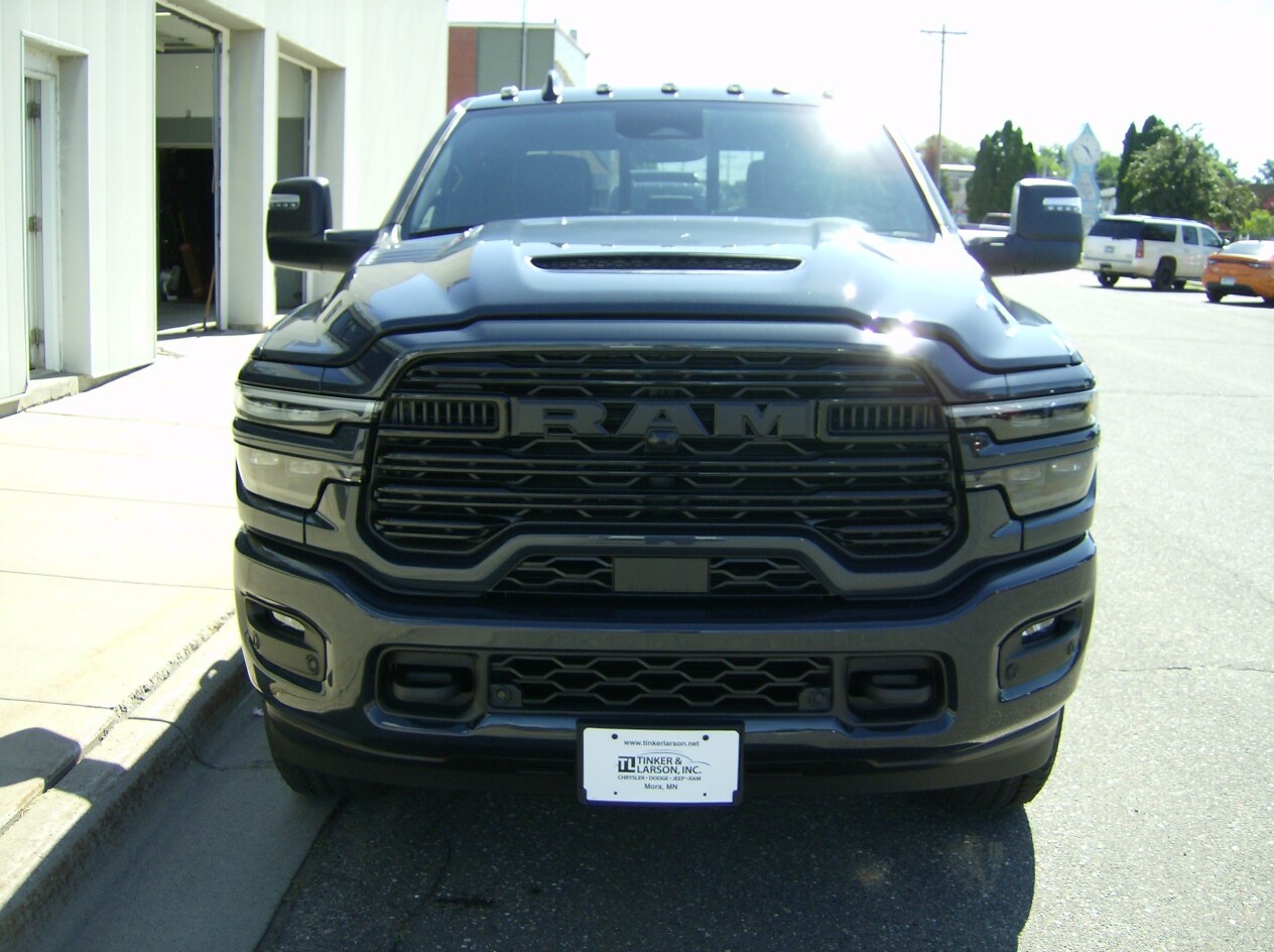 2025 Ram 2500 Laramie photo 3