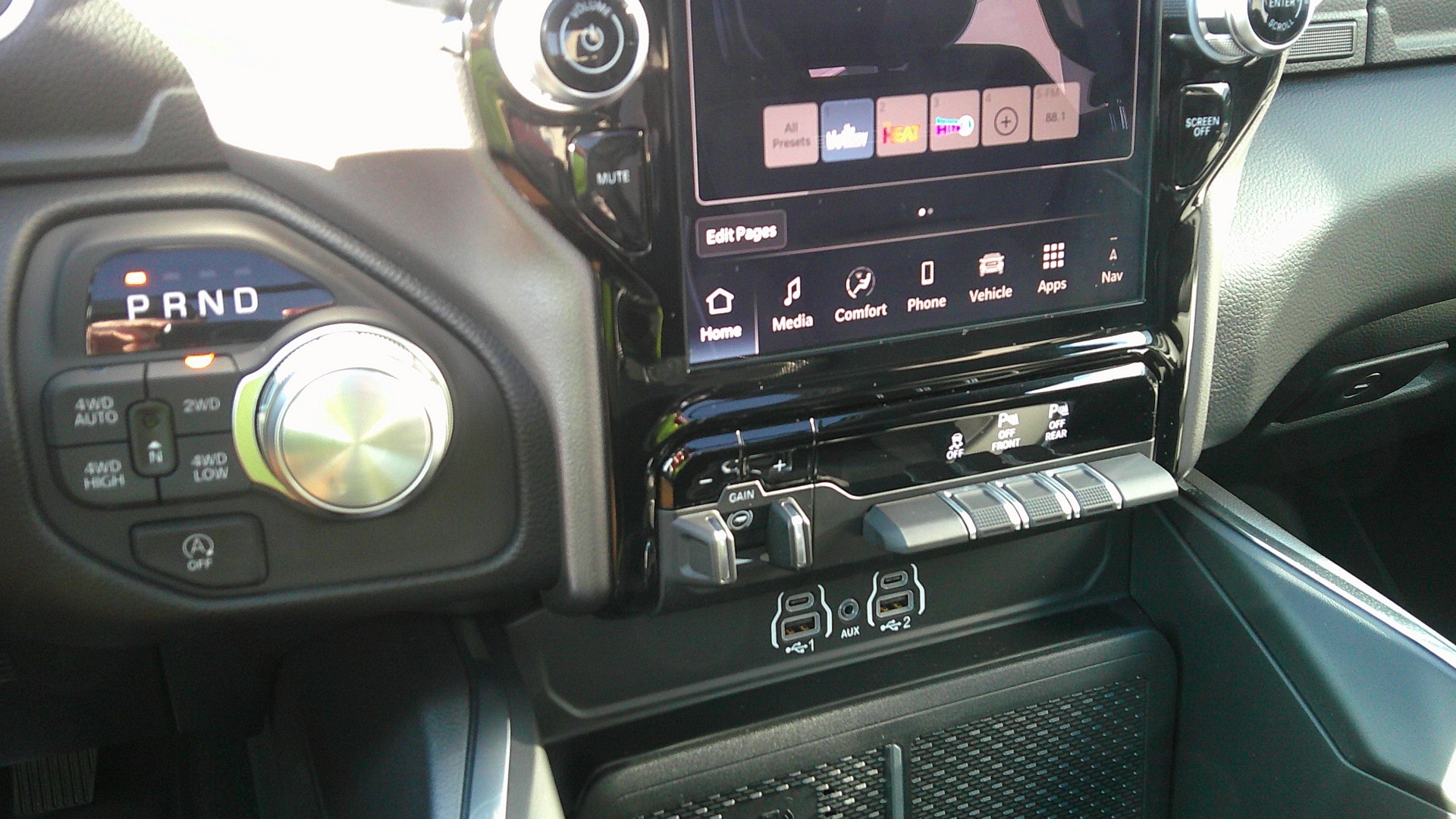 2026 RAM 1500 Laramie - Photo 17