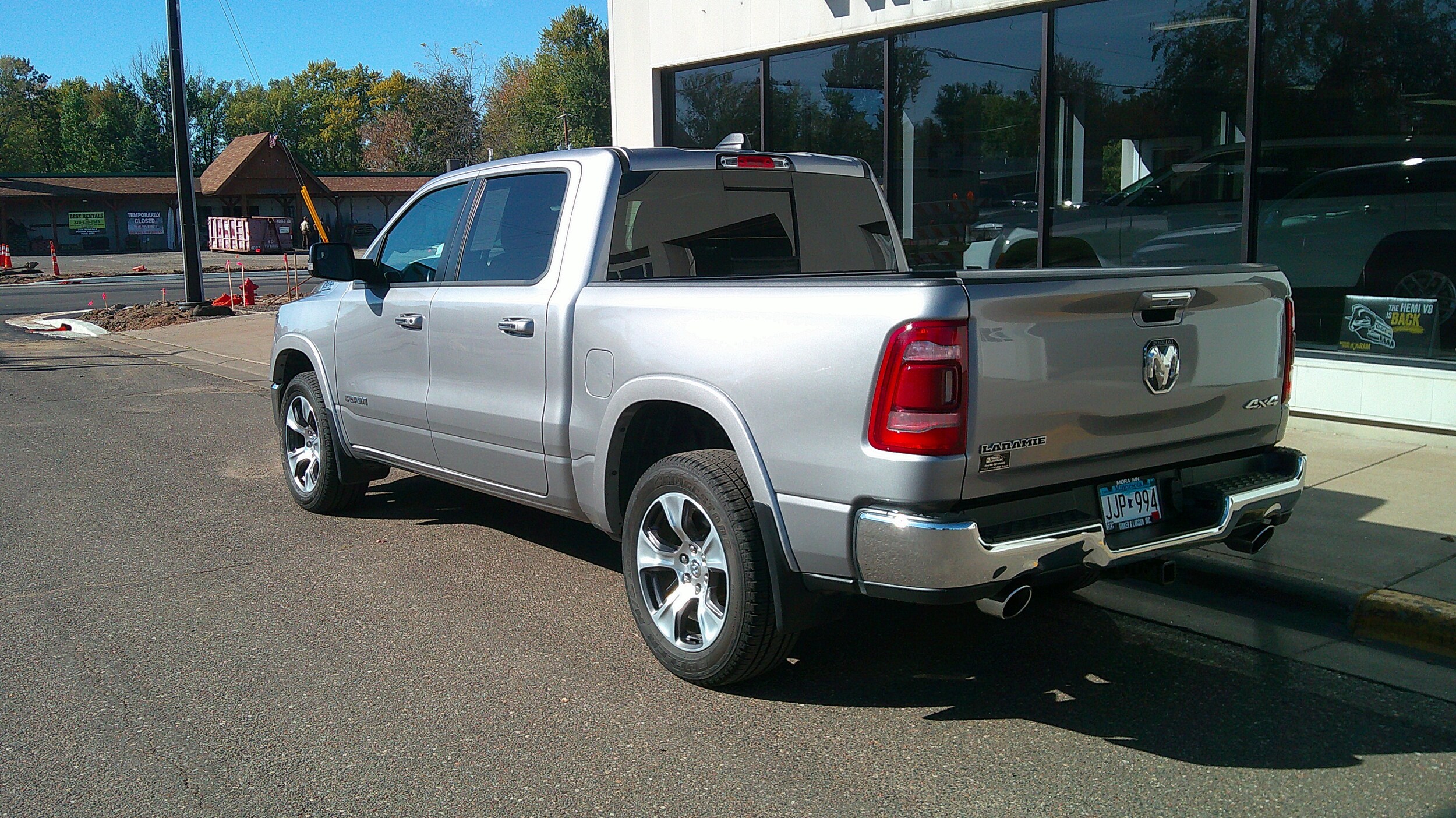 2022 Ram 1500 Laramie photo 4