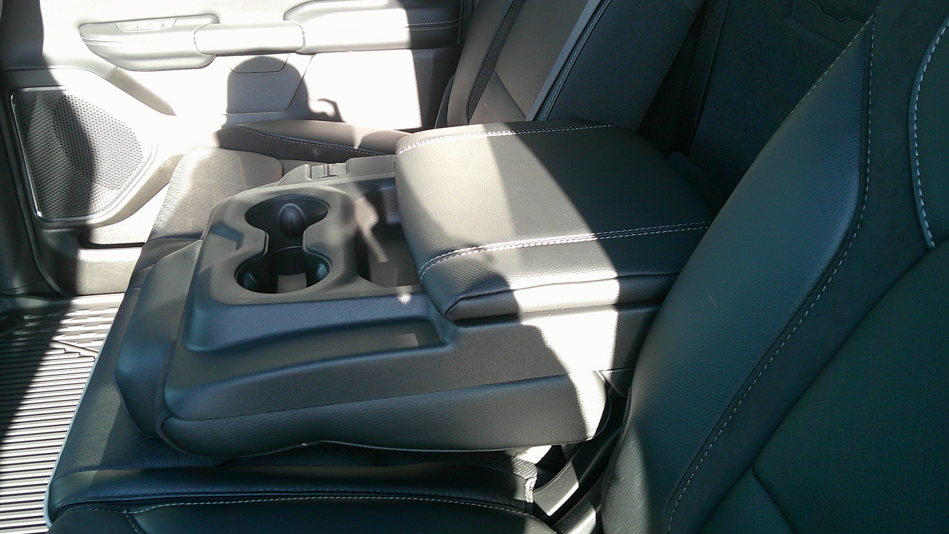 2026 RAM 1500 Laramie - Photo 11