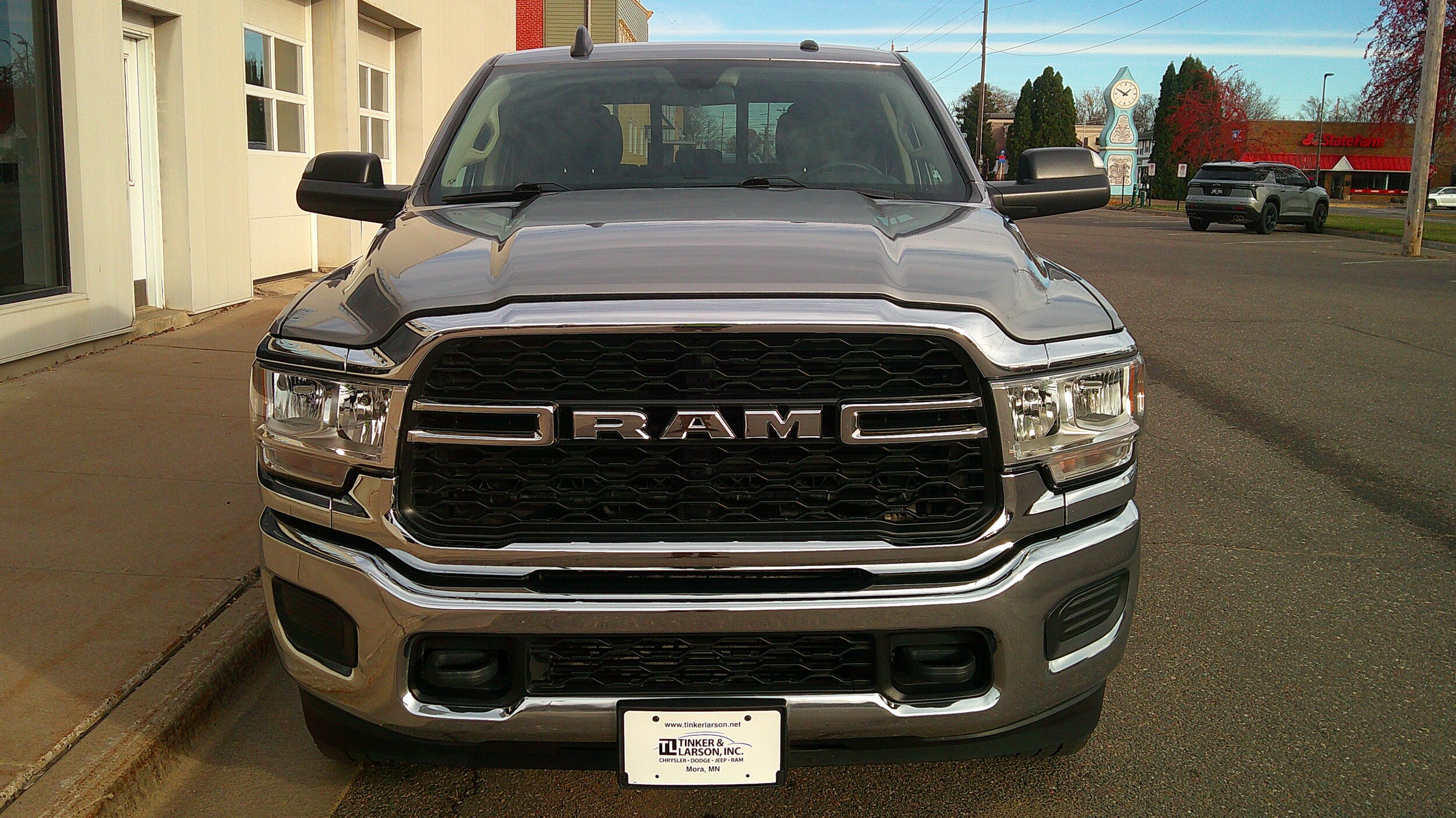 2019 Ram 2500 Tradesman photo 3