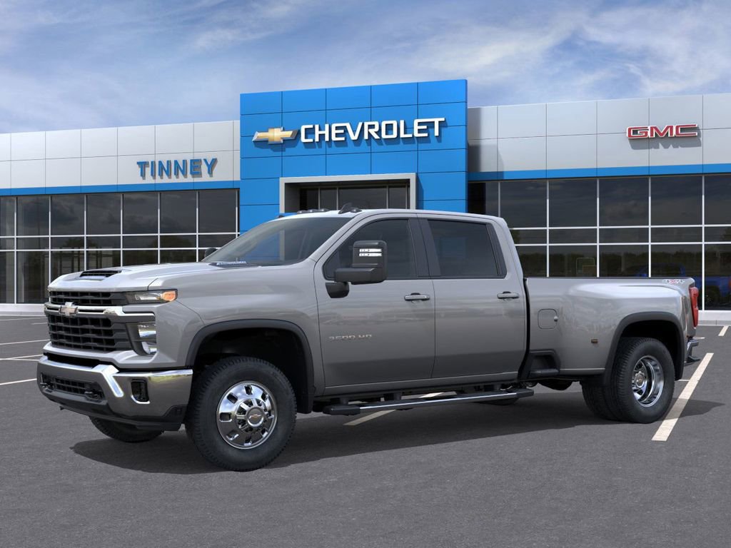 2026 Chevrolet Silverado 3500HD LT photo 2