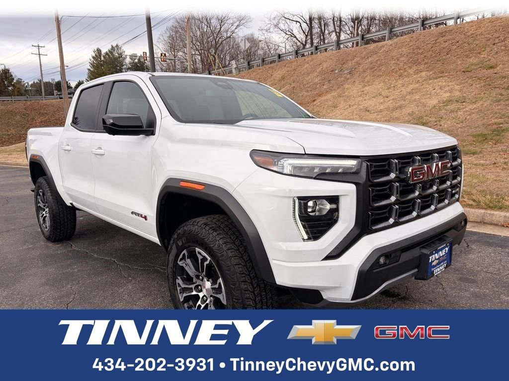 2024 GMC Canyon AT4's photo
