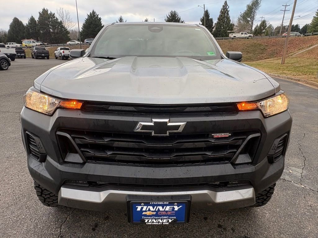 2024 Chevrolet Colorado Trail Boss photo 2